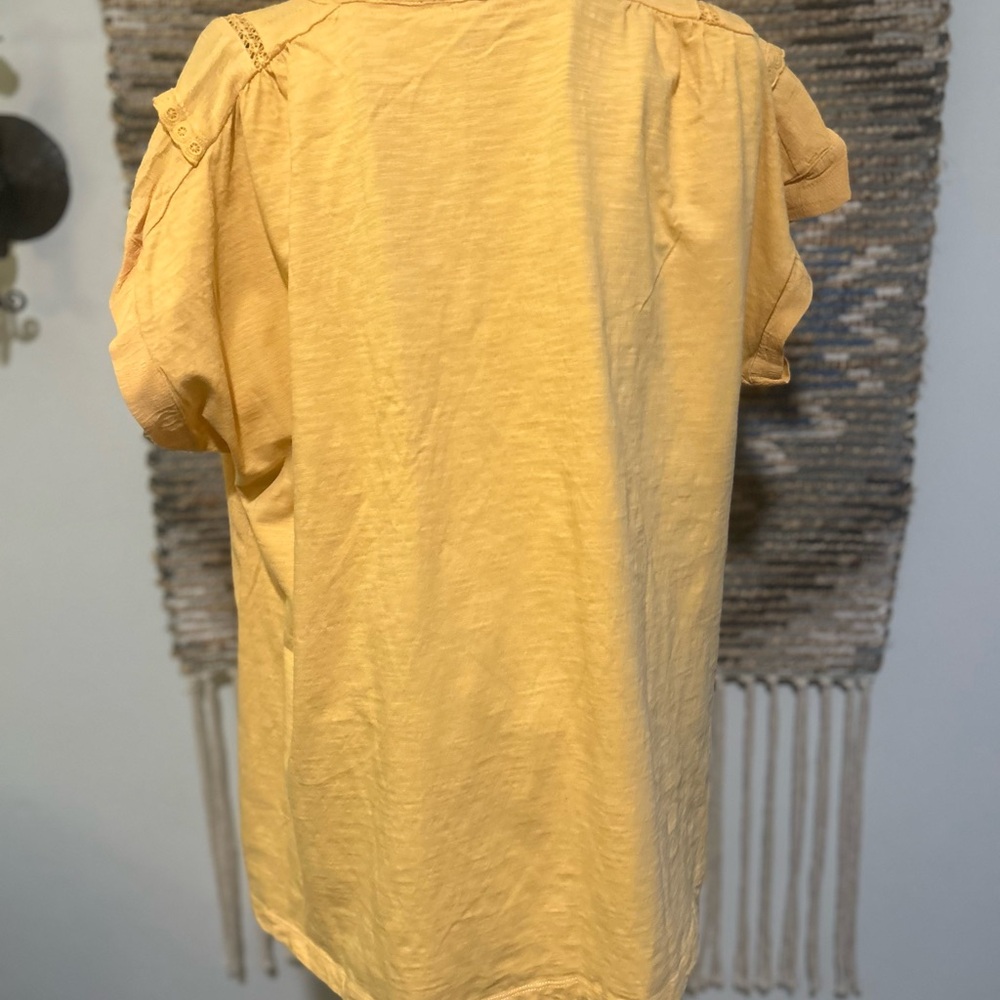 Democracy Elegant Yellow Women's Top - Picture 7 of 11